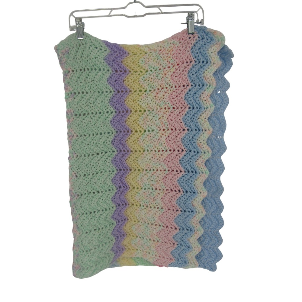 Handmade Crochet Baby Blanket 47"x30" Chevron Knit Cottage Nursery Infant Granny